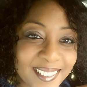 Meet your Posher, Carla